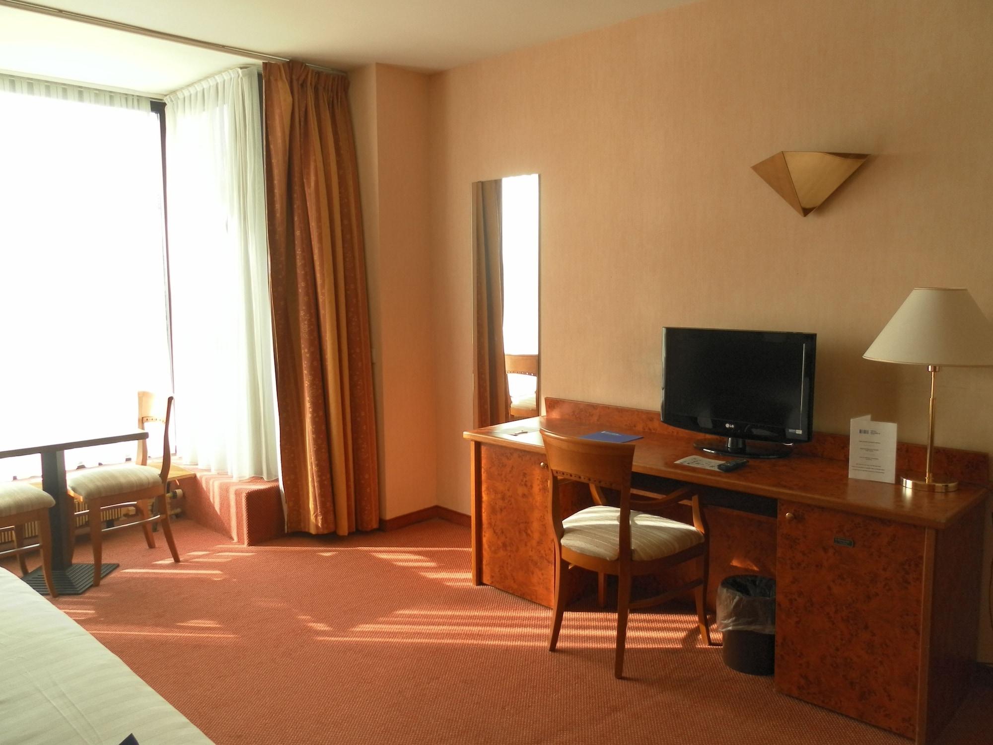 โฮเต็ล บรัสเซลส์ Hotel ภายนอก รูปภาพ