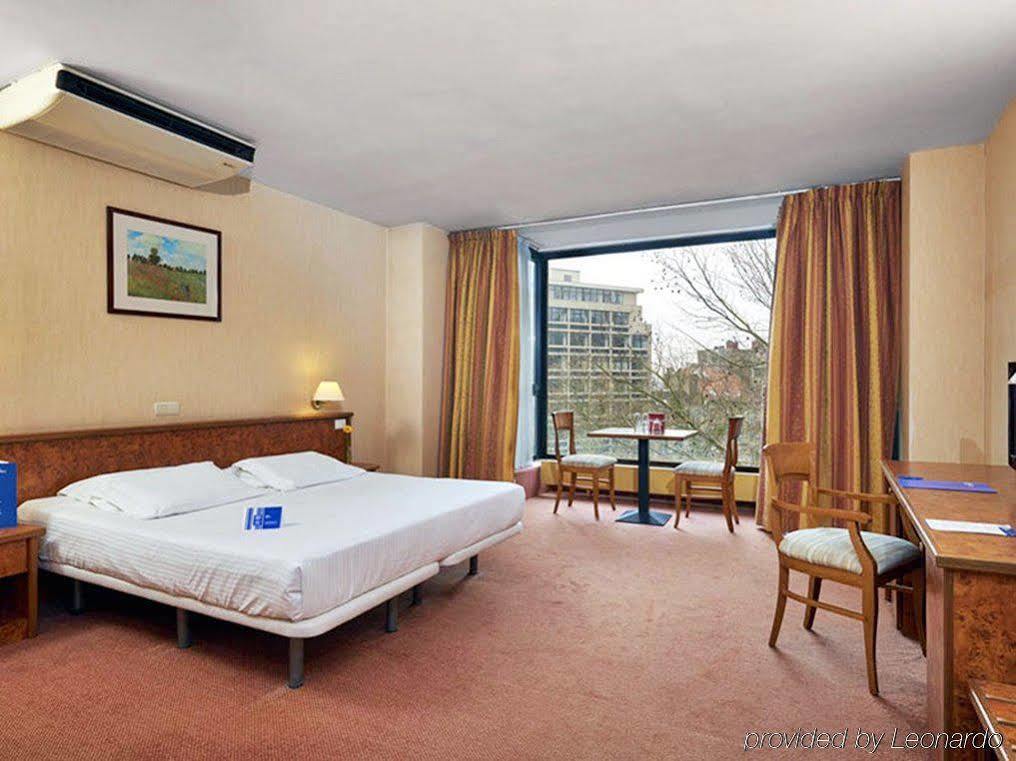 โฮเต็ล บรัสเซลส์ Hotel ภายนอก รูปภาพ