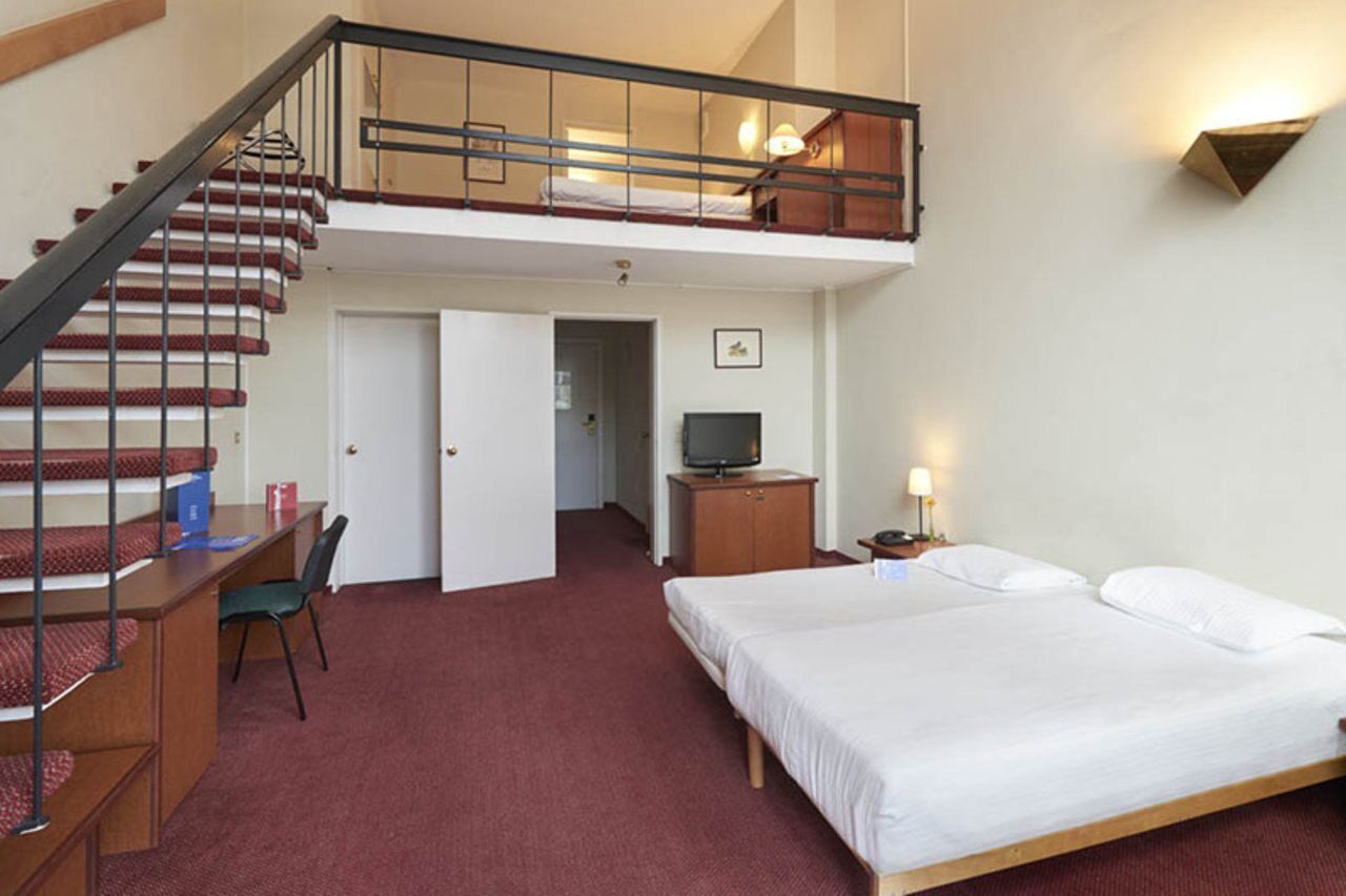 โฮเต็ล บรัสเซลส์ Hotel ภายนอก รูปภาพ